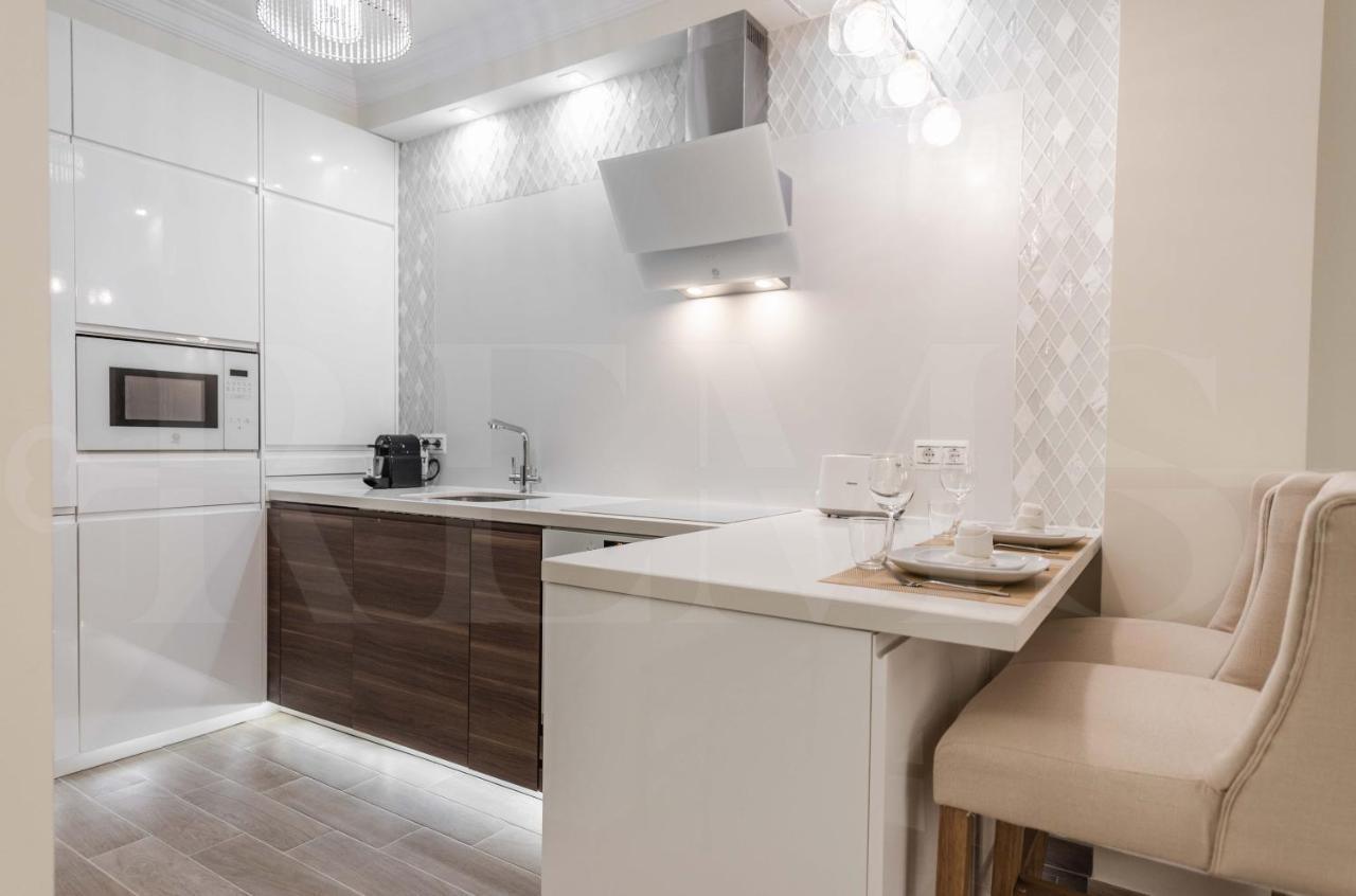 Stylish Studio Near Plaza De La Merced - Center Málaga Buitenkant foto