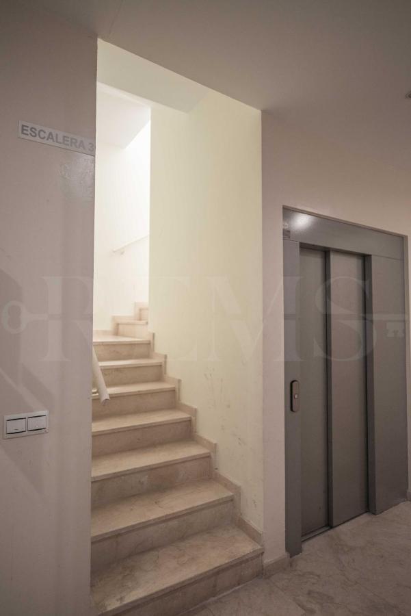 Stylish Studio Near Plaza De La Merced - Center Málaga Buitenkant foto